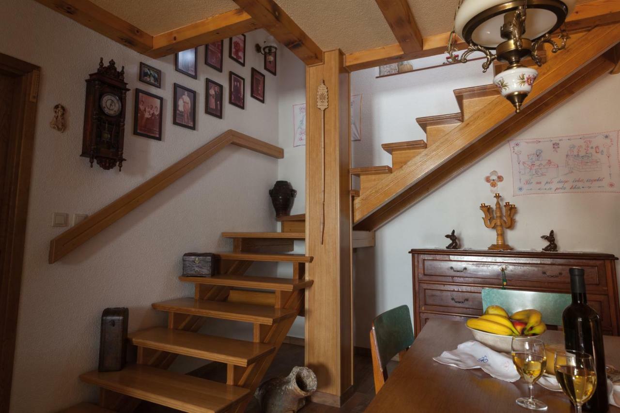 Country Villa St Anton Малинска Экстерьер фото